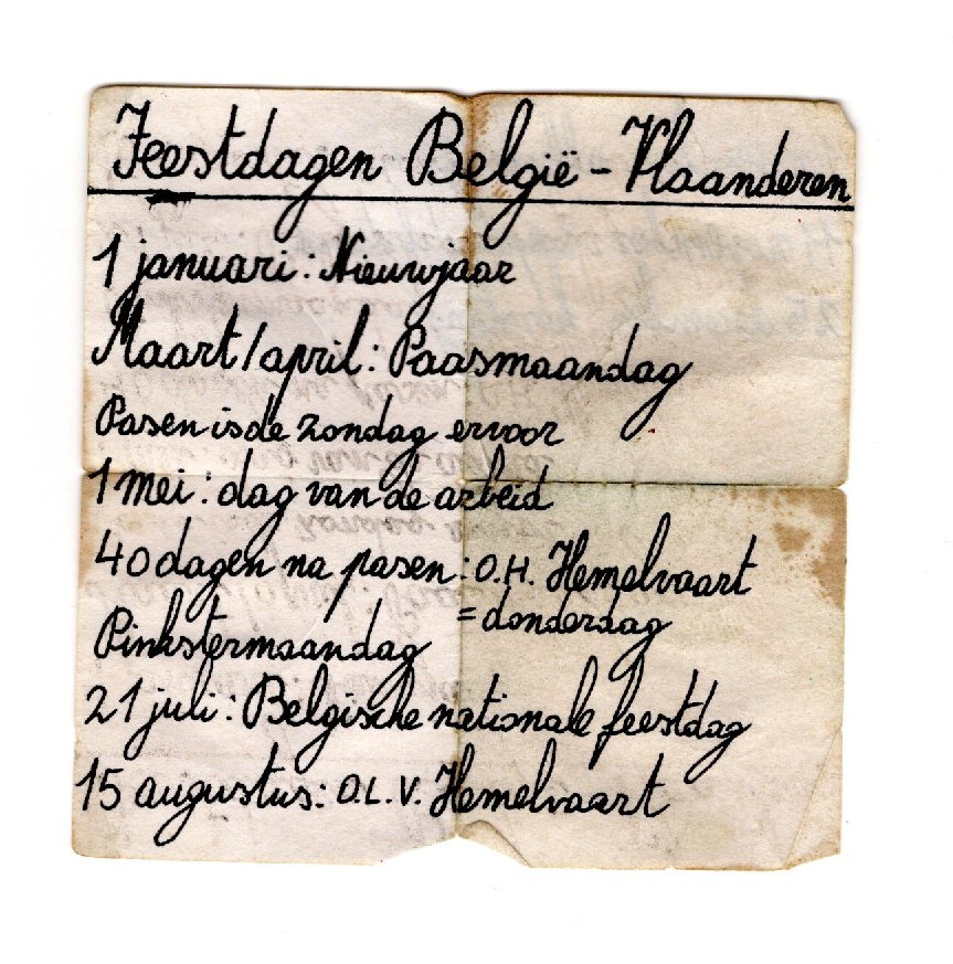 Handgeschreven briefje met Belgische feestdagen, voorzijde